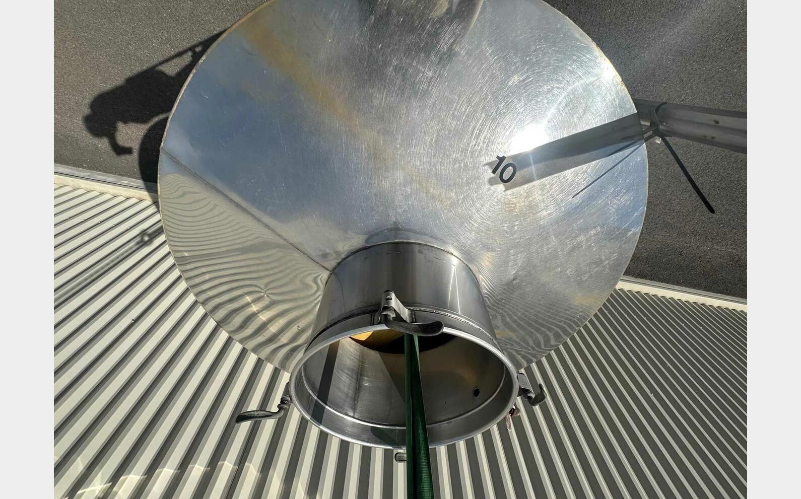 Stainless steel tank - Flat bottom with skirt 45 HL (4 500 litres)