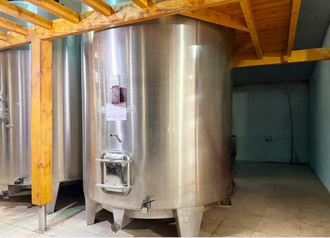 Stainless steel tank - Conical base on legs 155 hl (15,500 litres) CTM