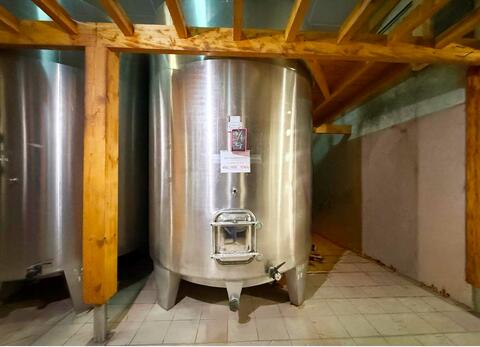 Stainless steel tank - Conical base on legs 155 hl (15,500 litres) CTM