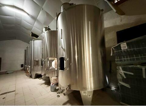 Cuve inox 304 fond plat boitard sur pied - Cuve alimentaire de stockage