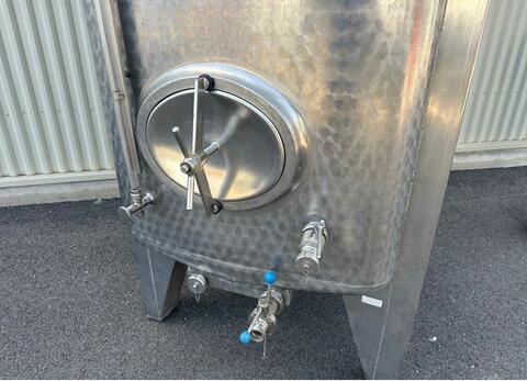 Rectangular stainless steel tank 75 HL (7 500 litres) PARA,M&Ouml;SCHLE