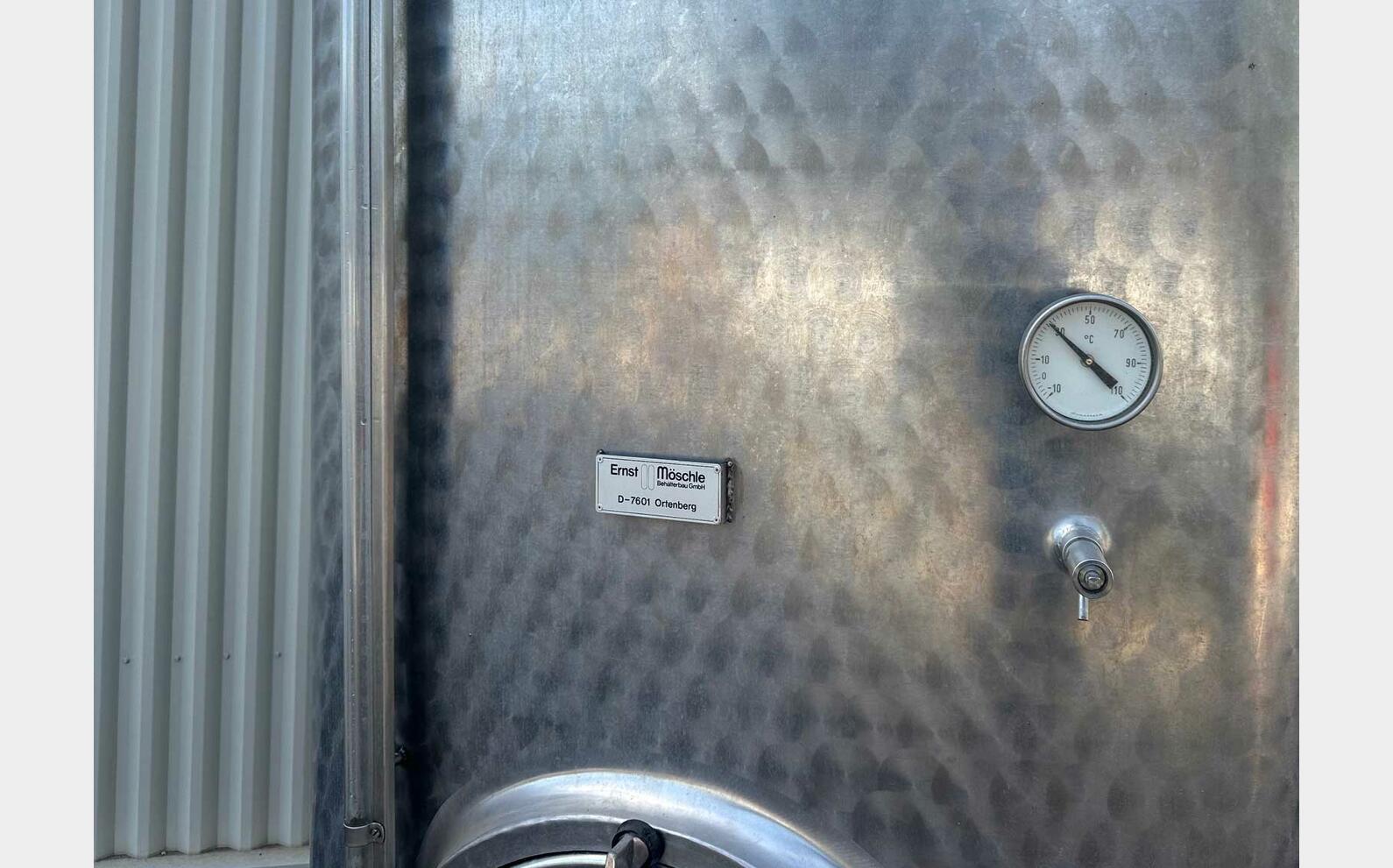 Rectangular stainless steel tank 75 HL (7 500 litres) PARA,M&Ouml;SCHLE