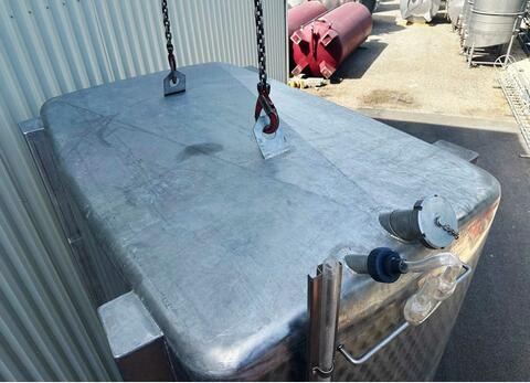 Rectangular stainless steel tank 75 HL (7 500 litres) PARA,M&Ouml;SCHLE