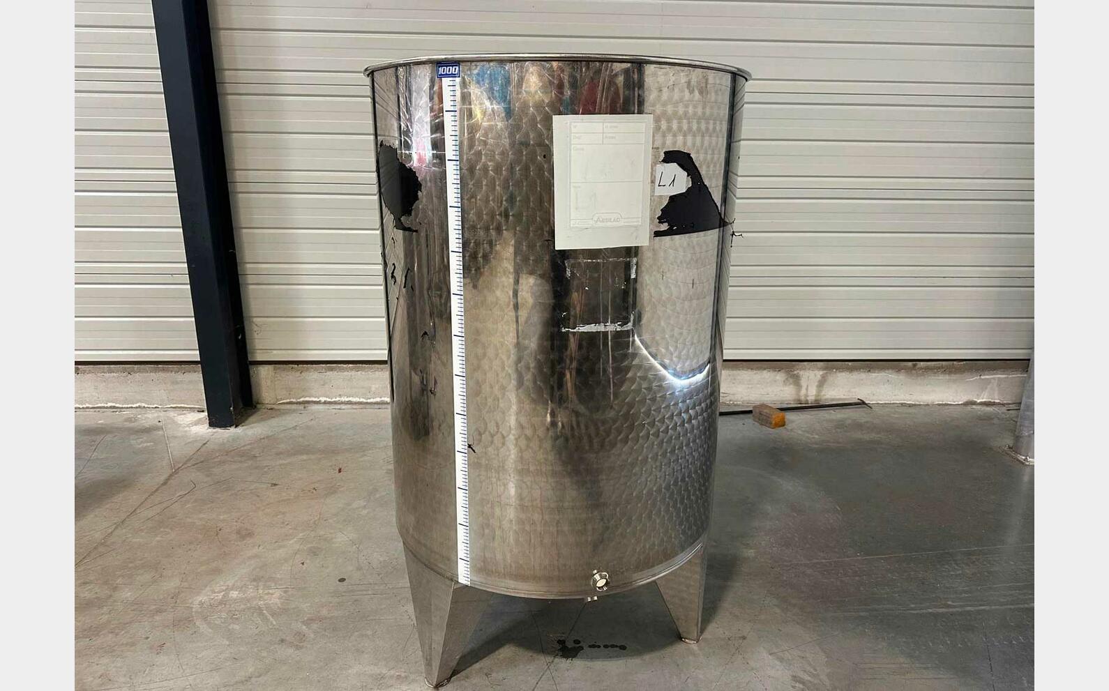 Open 304 stainless steel tank with a domed base 9.58 HL (958 litres) ARSILAC