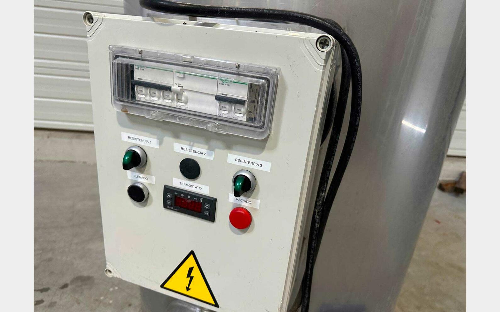 Cuve inox 304 isol&eacute;e et thermor&eacute;gul&eacute;e 5 HL (500 litres) CESPEDES