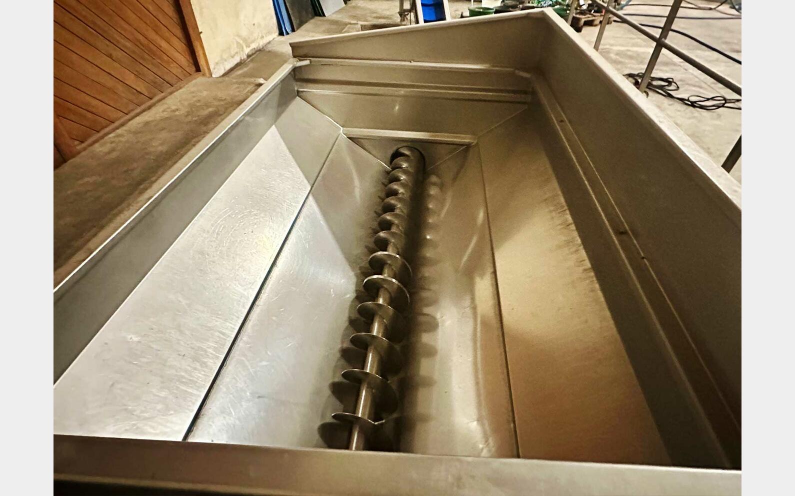 Conquet inox 304 sur pieds 50 HL (5 000 litres)