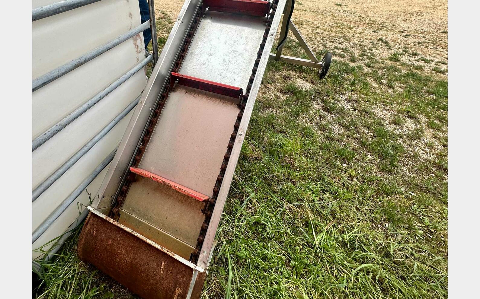 304 stainless steel inclined conveyor GEOFFROY