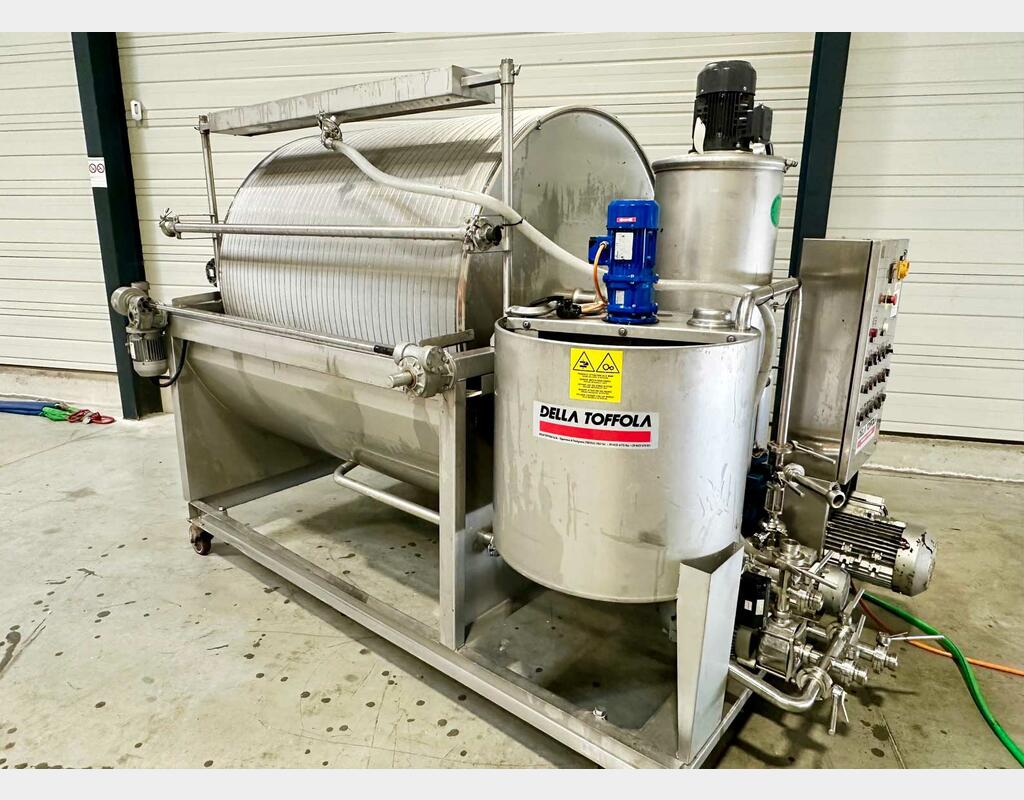 11 m&sup2; rotary vacuum filter DELLA TOFFOLA