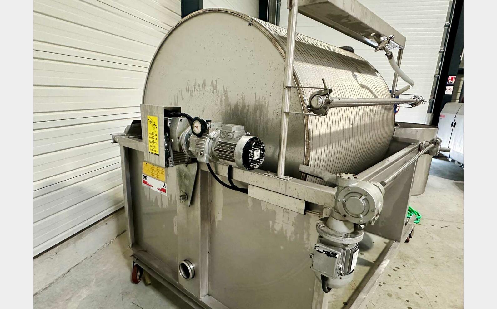 6m&sup2; rotary vacuum filter DELLA TOFFOLA
