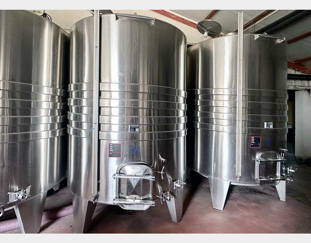 Temperature-controlled 304 stainless steel tank on legs 86 HL (8,600 litres) AGRIFOY
