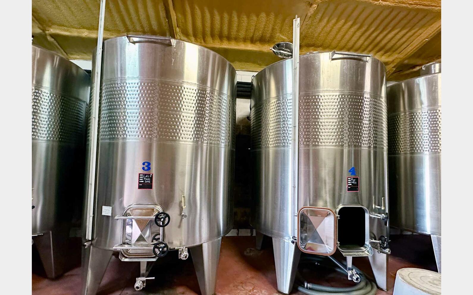 Cuve inox 316 thermor&eacute;gulation nid d'abeilles 105 HL (10 500 litres)