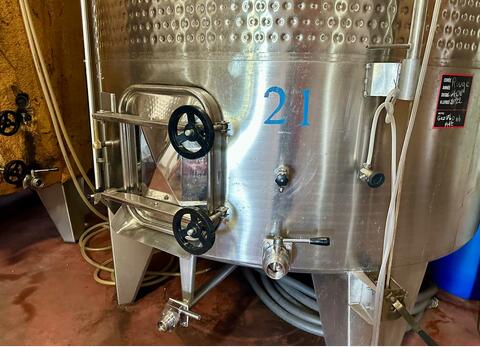 Cuve inox 316 chapeau flottant nid d'abeilles 105 HL (10 500 litres)