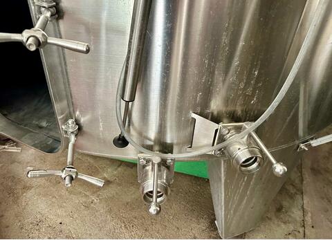 304 stainless steel tank with temperature-controlled floating lid 86 HL (8,600 litres) AGRIFOY