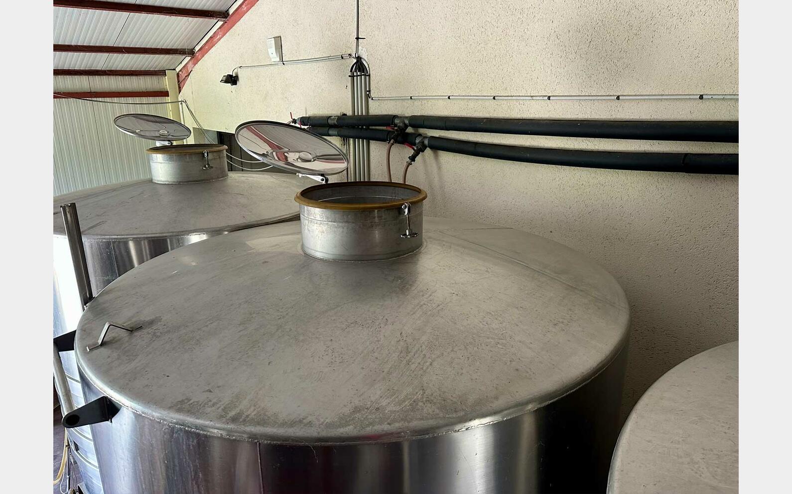 Temperature-controlled 304 stainless steel tank on legs 86 HL (8,600 litres) AGRIFOY