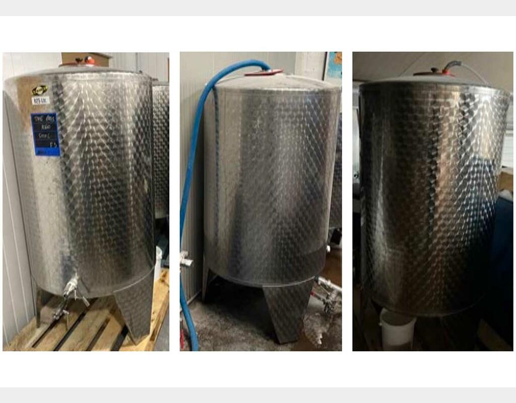 304 stainless steel tank with conical base on legs 5.25 HL (525 litres) SPEIDEL