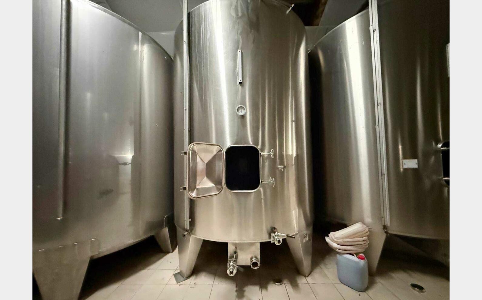 Cuve inox - Fond conique sur pieds 155 HL (15 500 litres) LEJEUNE