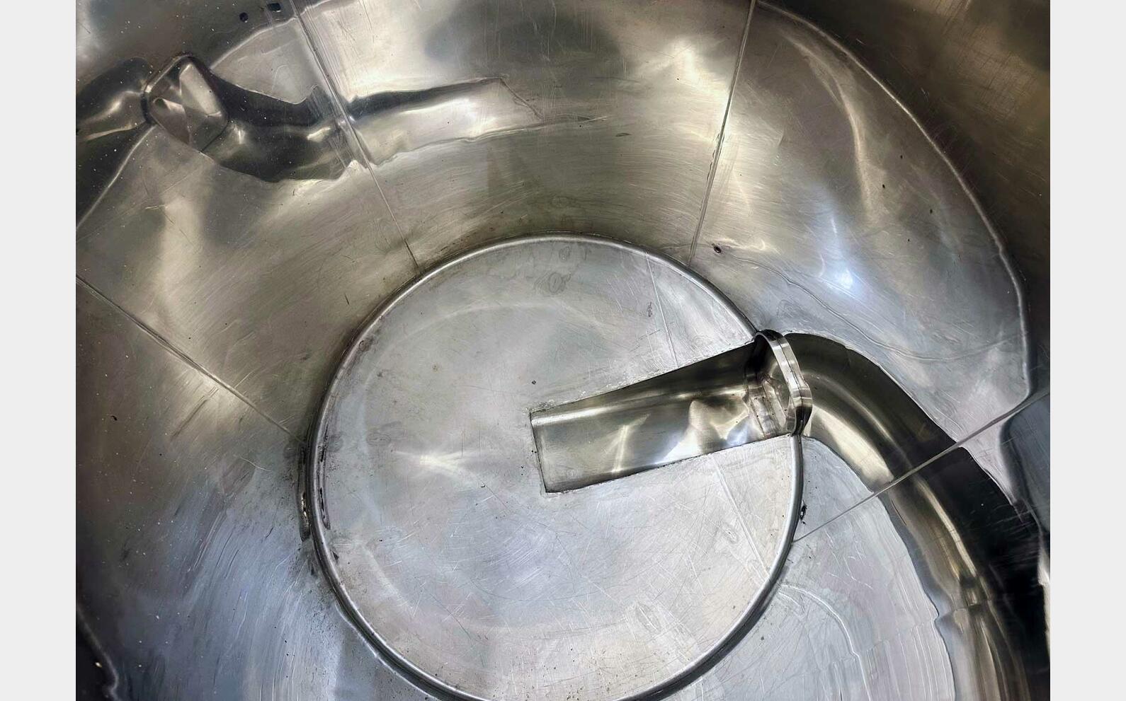 Stainless steel tank - Floating lid 32 HL (3,200 litres) LEJEUNE