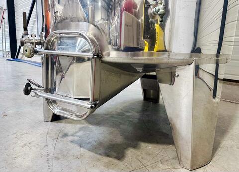 Stainless steel tank - Floating lid 32 HL (3,200 litres) LEJEUNE