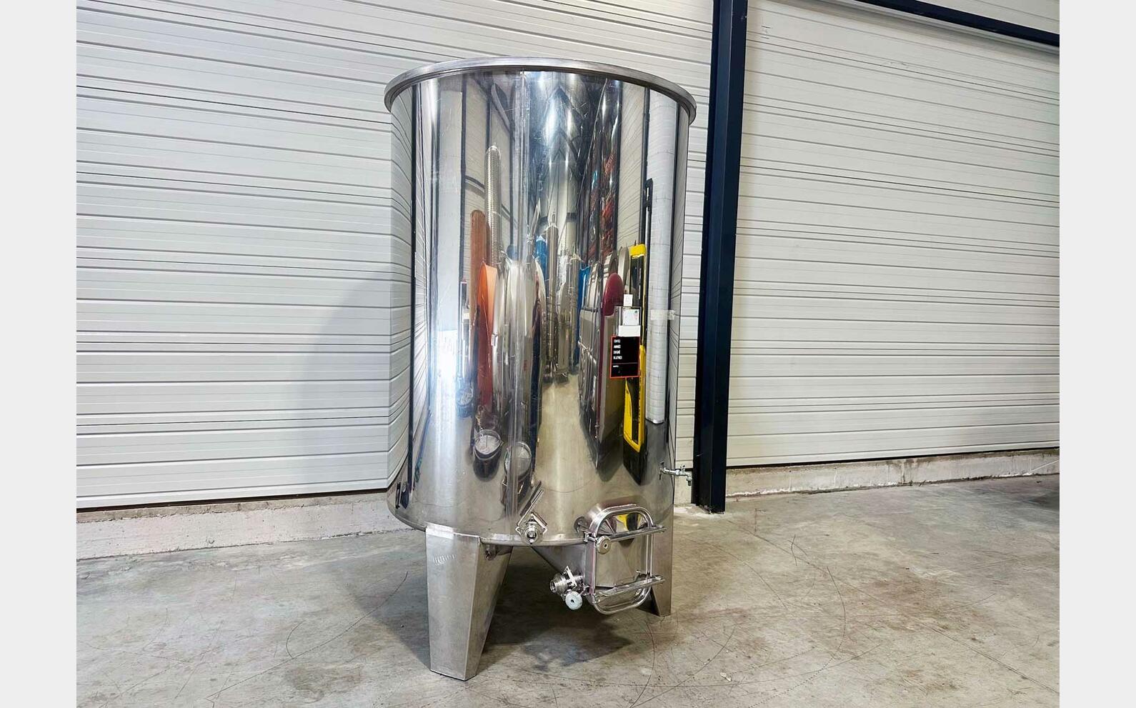Cuve inox - Chapeau flottant 32 HL (3 200 litres) RURALINOX