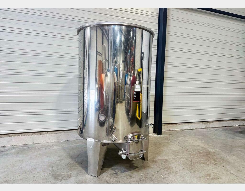 Cuve inox - Chapeau flottant 32 HL (3 200 litres) RURALINOX