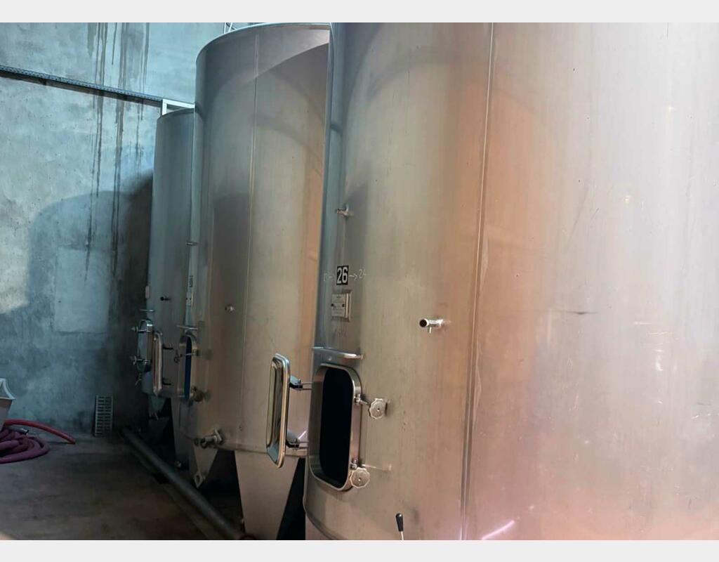 Cuve inox 304 fond conique sur pieds 155 HL (15 500 litres) RURALINOX