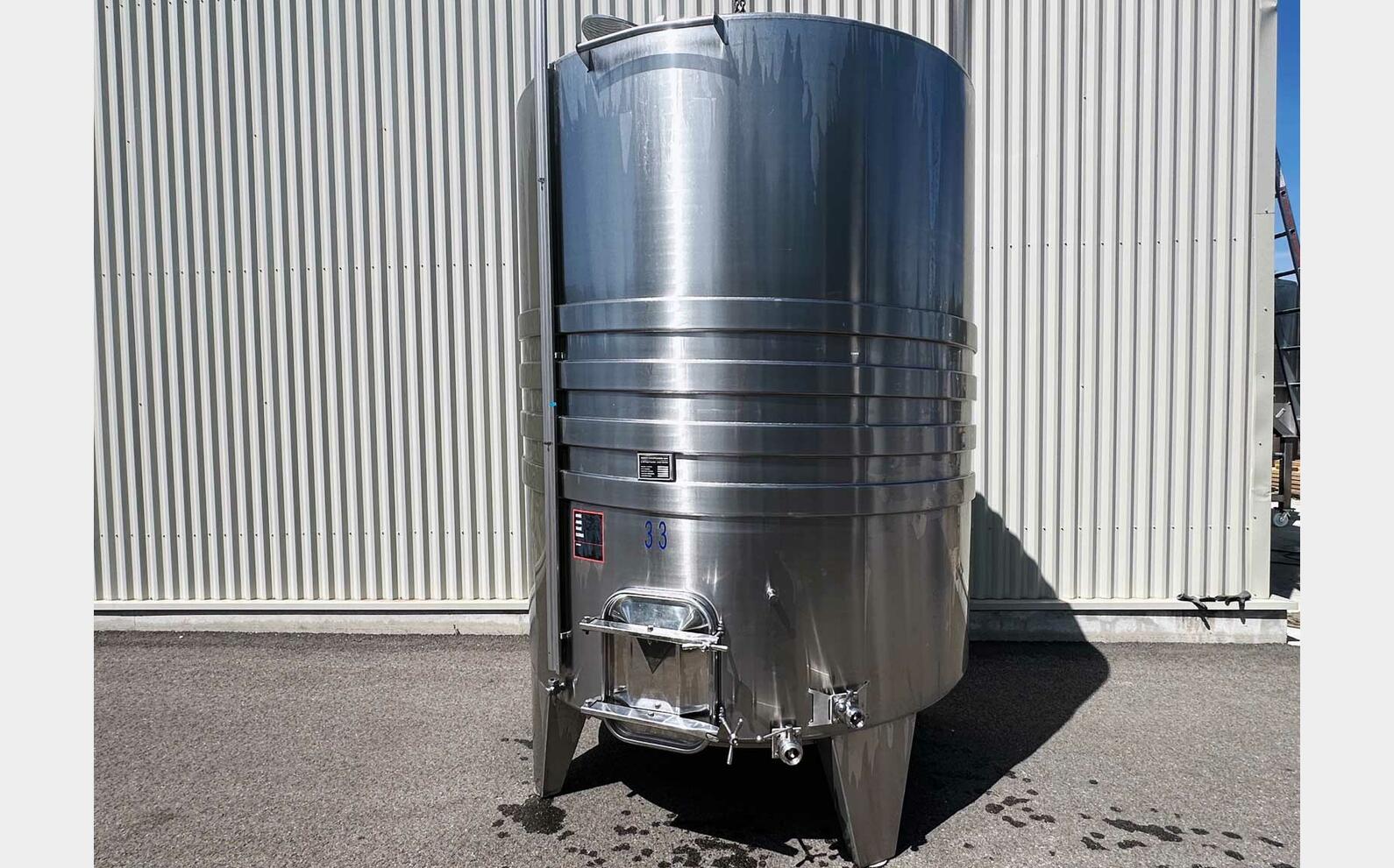 Cuve inox 304 thermor&eacute;gul&eacute;e 86 HL (8 600 litres) AGRIFOY