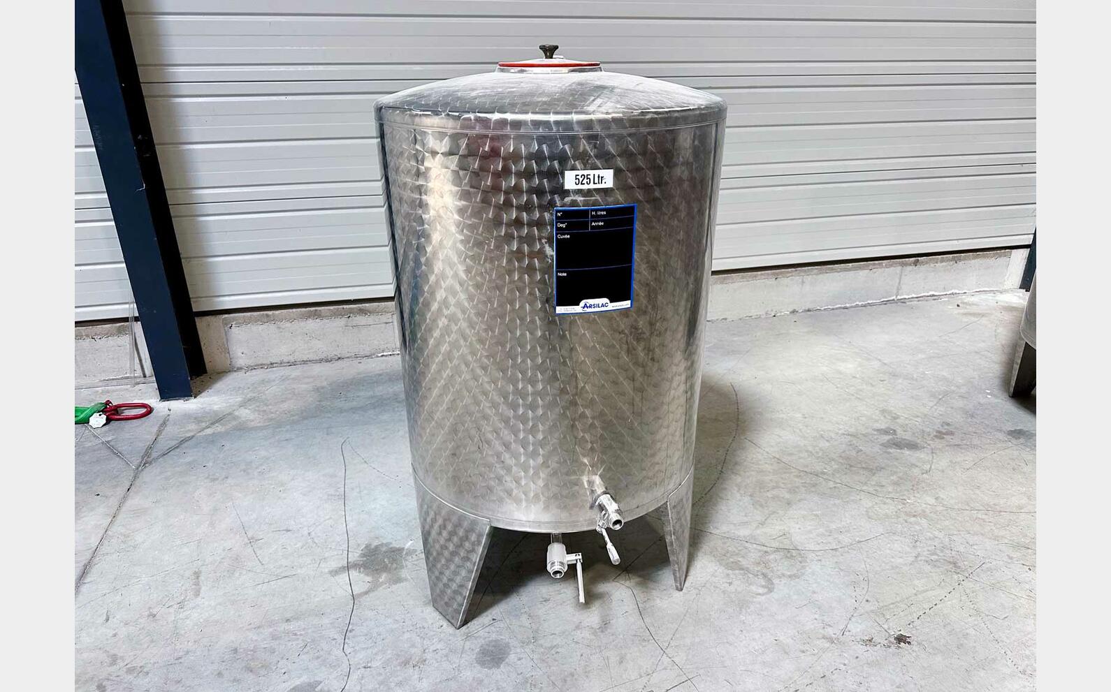 304 stainless steel tank with conical base on legs 5.25 HL (525 litres) SPEIDEL