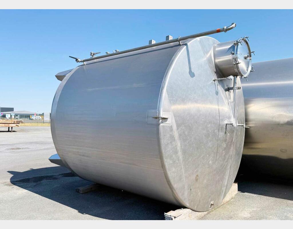 Ss tank - Conical bottom 207 HL (20,700 litres)