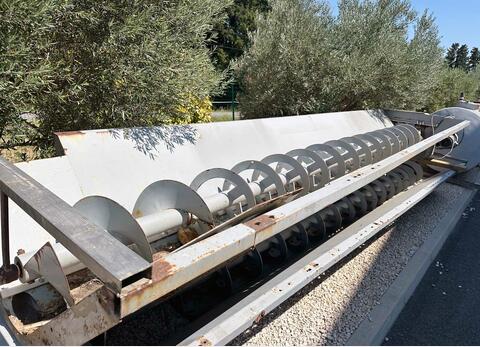 Painted steel worm gear