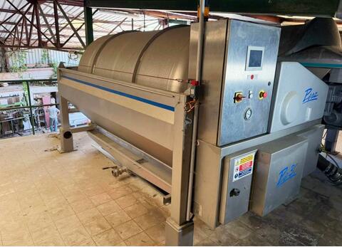 Pressoir pneumatique mod&eacute;le PE35 35 HL (3 500 litres) PERA