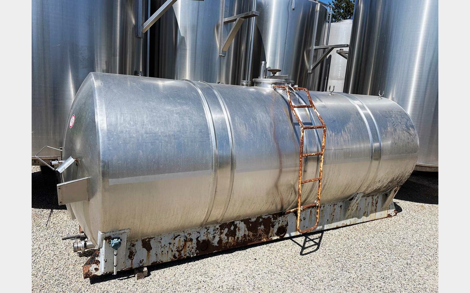 Cuve inox - Horizontale 77 HL (7 700 litres)
