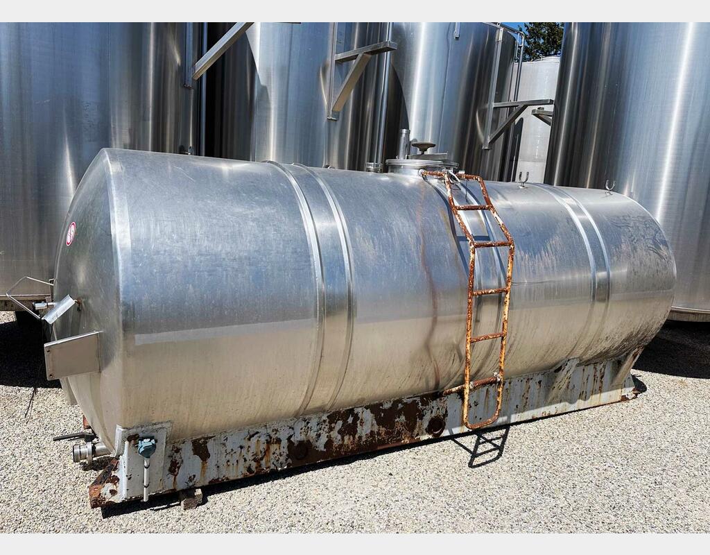 Cuve inox - Horizontale 77 HL (7 700 litres)