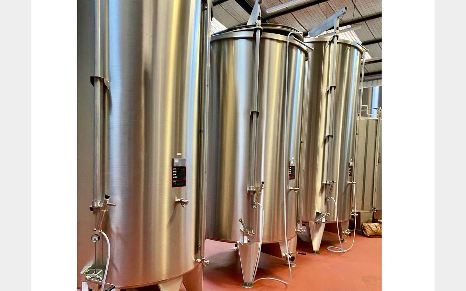 Cuve inox 304 &agrave; chapeau flottant 50 HL (5 000 litres) ALLIANCE INOX INDUSTRIE