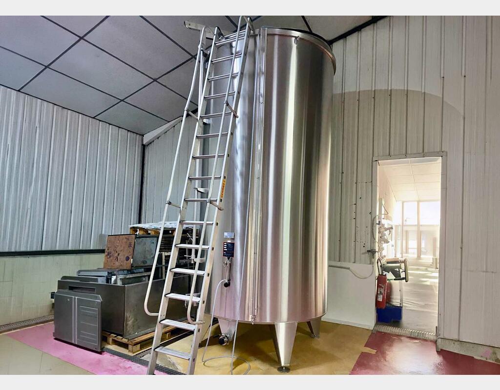 304 SS tank with floating lid 75 HL (7,500 litres) ALLIANCE INOX INDUSTRIE