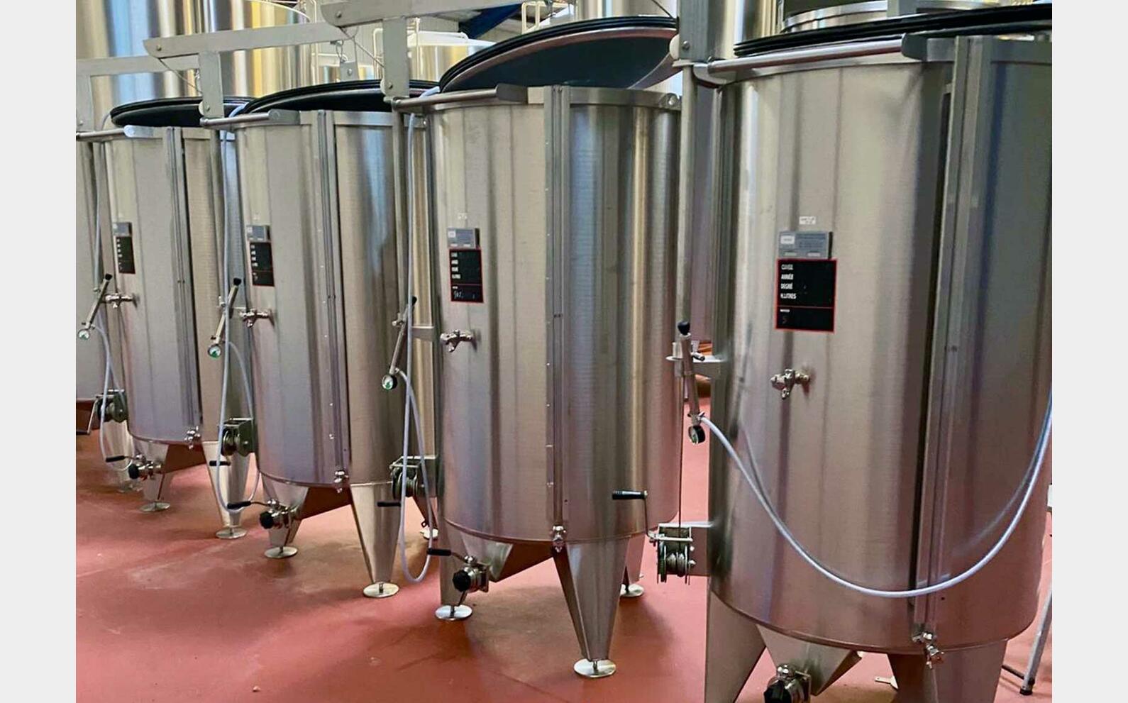 304 SS tank with floating lid 10 HL (1,000 litres) ALLIANCE INOX INDUSTRIE