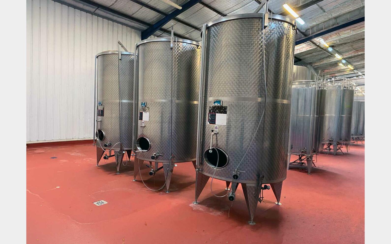 304 SS tank with floating lid 50 HL (5,000 litres) DAULON