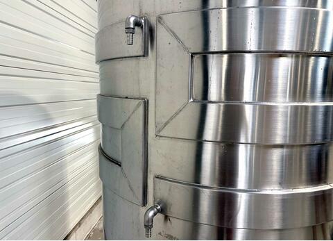 Temperature-controlled 316L SS tank on legs 32 HL (3,200 litres) ANJOU INOX