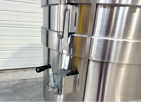 Temperature-controlled 316L SS tank on legs 15 HL (1,500 litres) ANJOU INOX