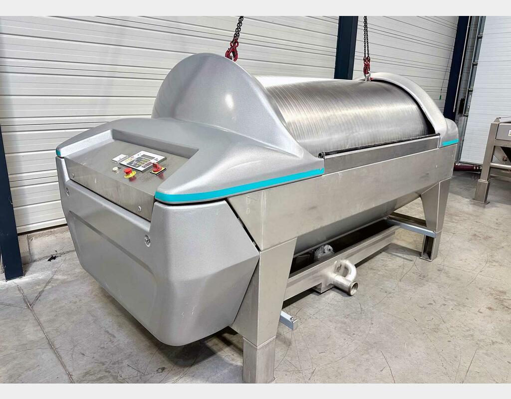 Pressoir pneumatique mod&eacute;le PE30 30 HL (3 000 litres) PERA
