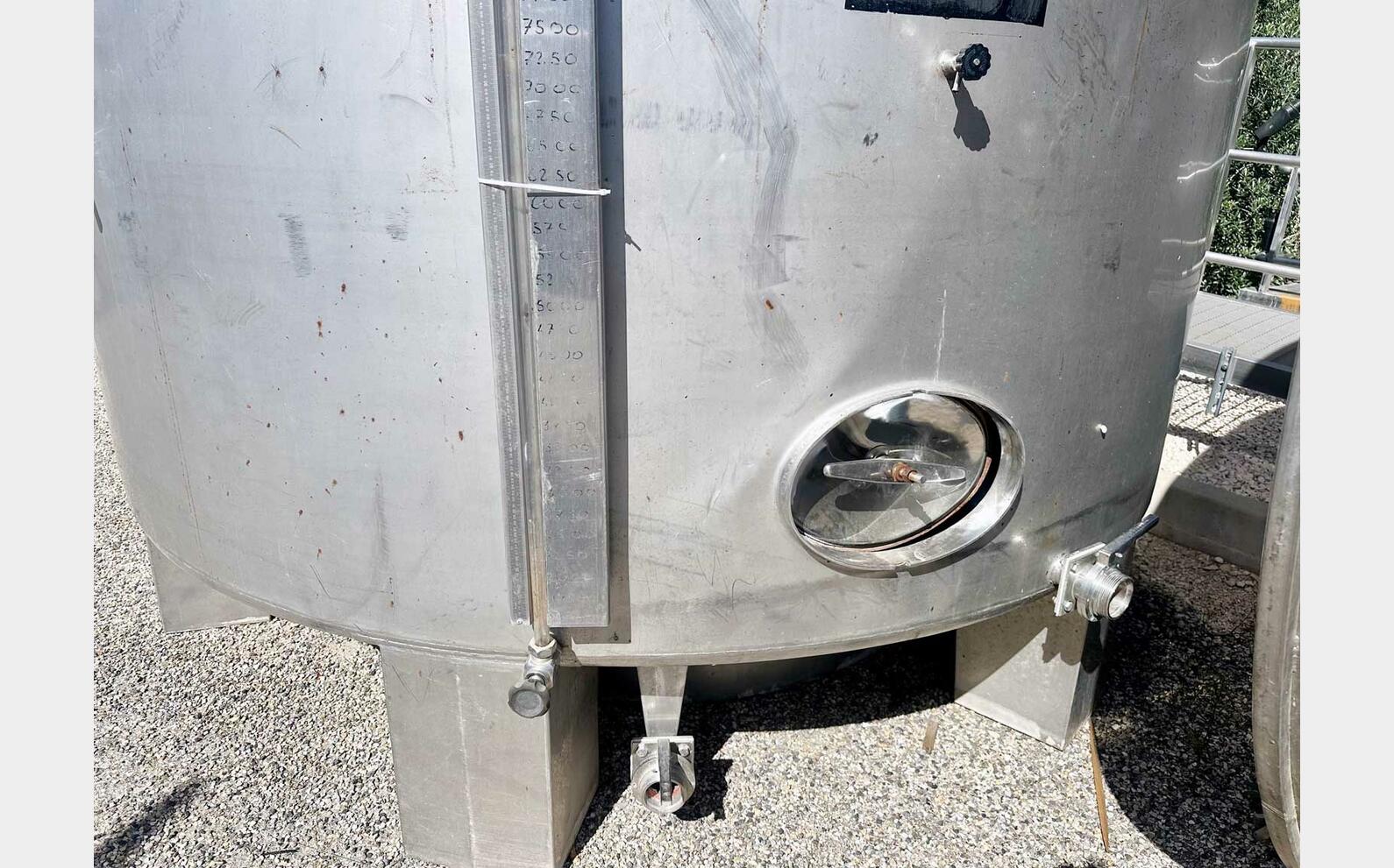 Cuve inox 304 fond conique sur pieds 300 HL (30 000 litres) SIDERCAMMA