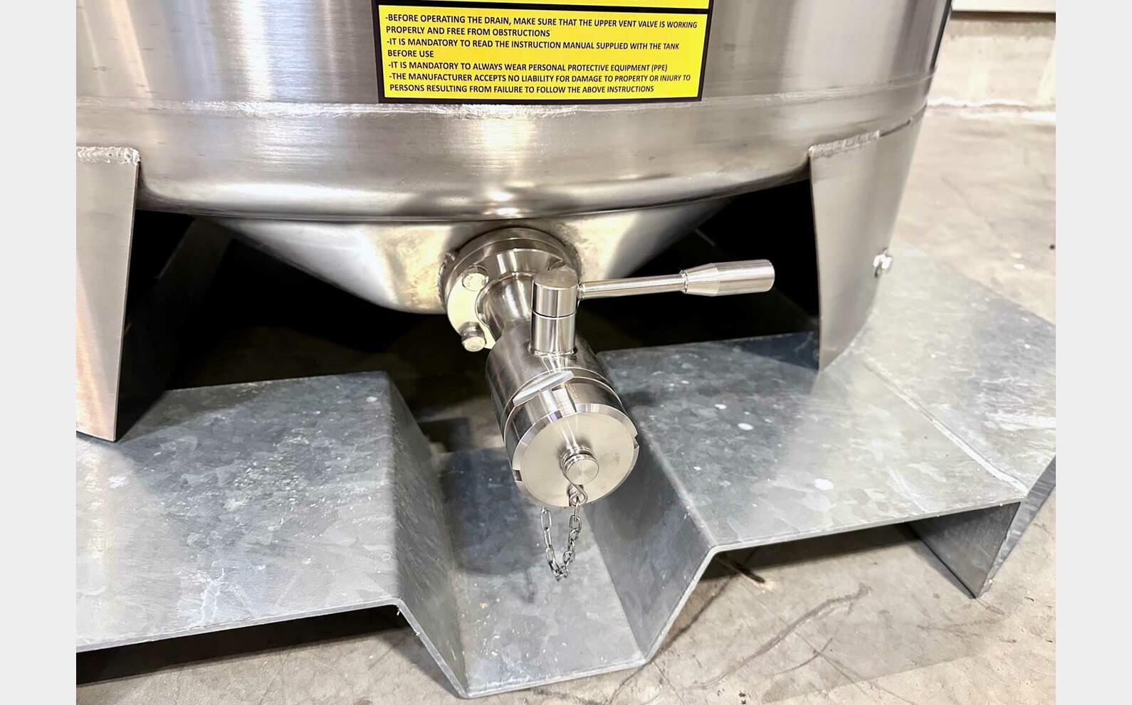 316L SS tank - Palletisable base 9.91 HL (991 Litres) ARSILAC