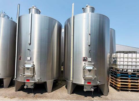 304 SS tank with conical base on legs 155 hl (15,500 litres) CAUSERO-FERR&Eacute;