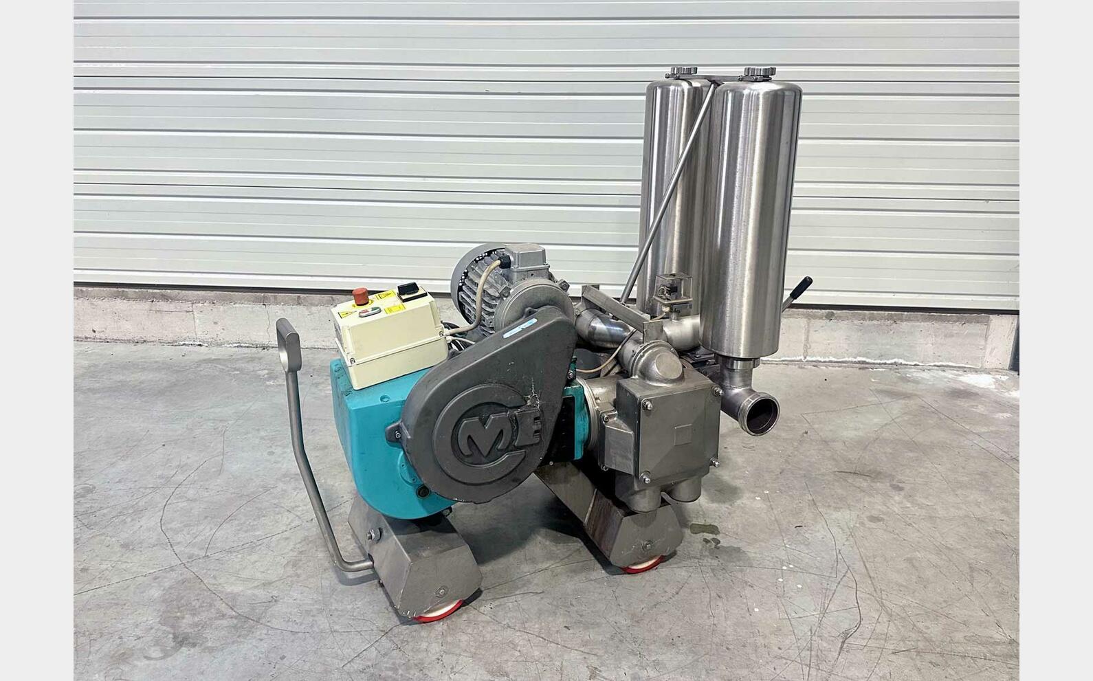 Pompe a piston inox 316l 600 HL/h CME