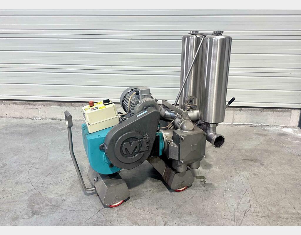 316L stainless steel piston pump 600 HL/h CME