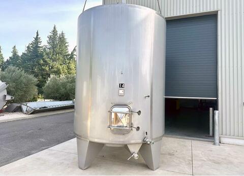 Cuve inox 304 thermor&eacute;gul&eacute;e sur pieds 155 HL (15 500 litres) RURALINOX