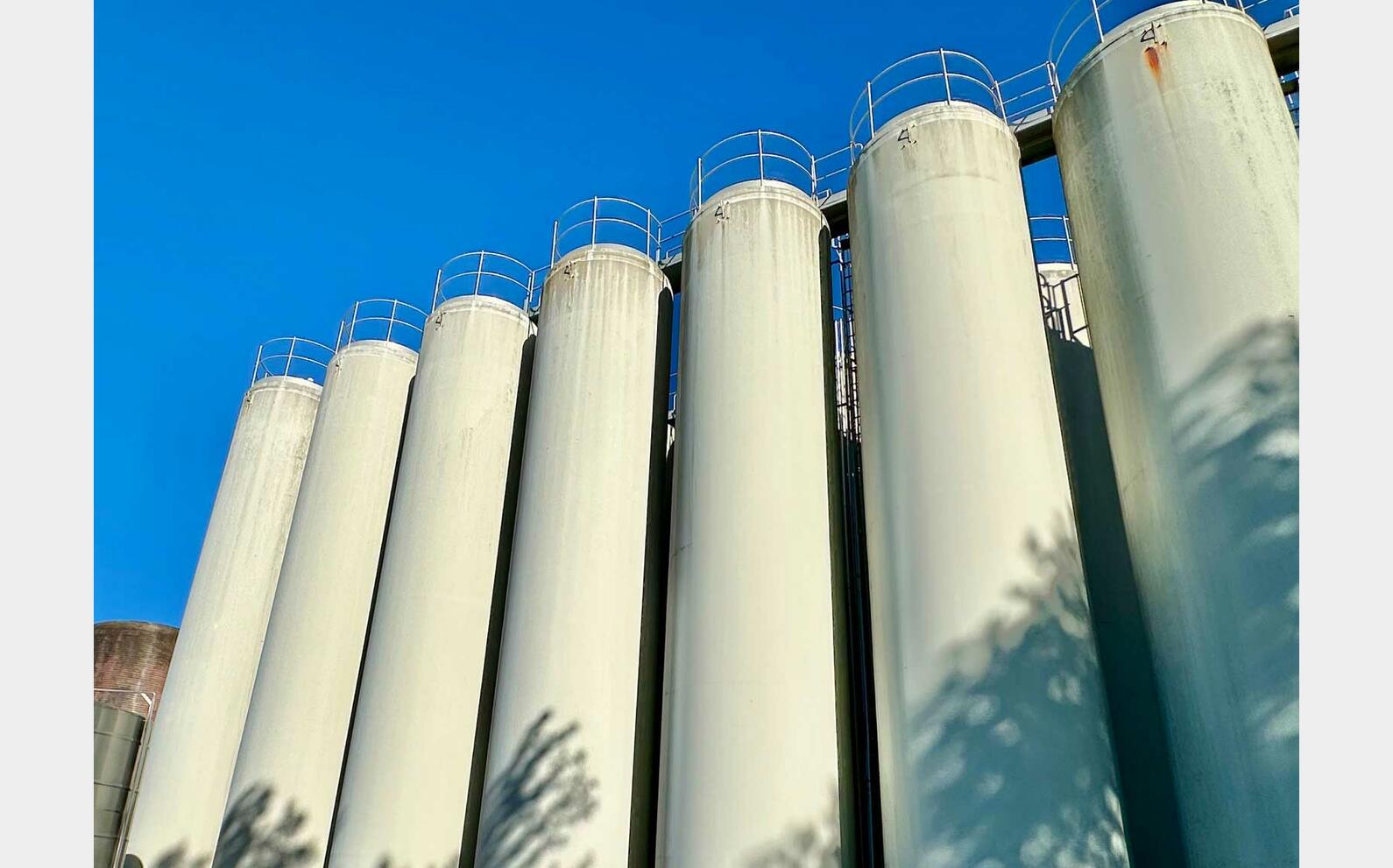 Flat-bottomed fibreglass tank 530 HL (53,000 litres) HERMEX