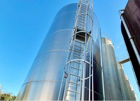 Cuve inox 304 fond plat 1500 HL (150 000 litres) TEC INOX
