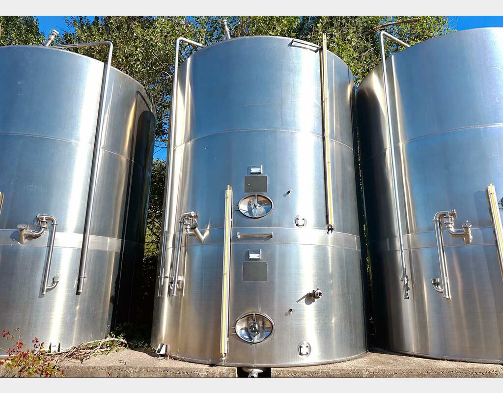 Cuve inox 304L- Compartiment&eacute;e 122 + 322  = 444 HL (44 400 litres) TEC INOX