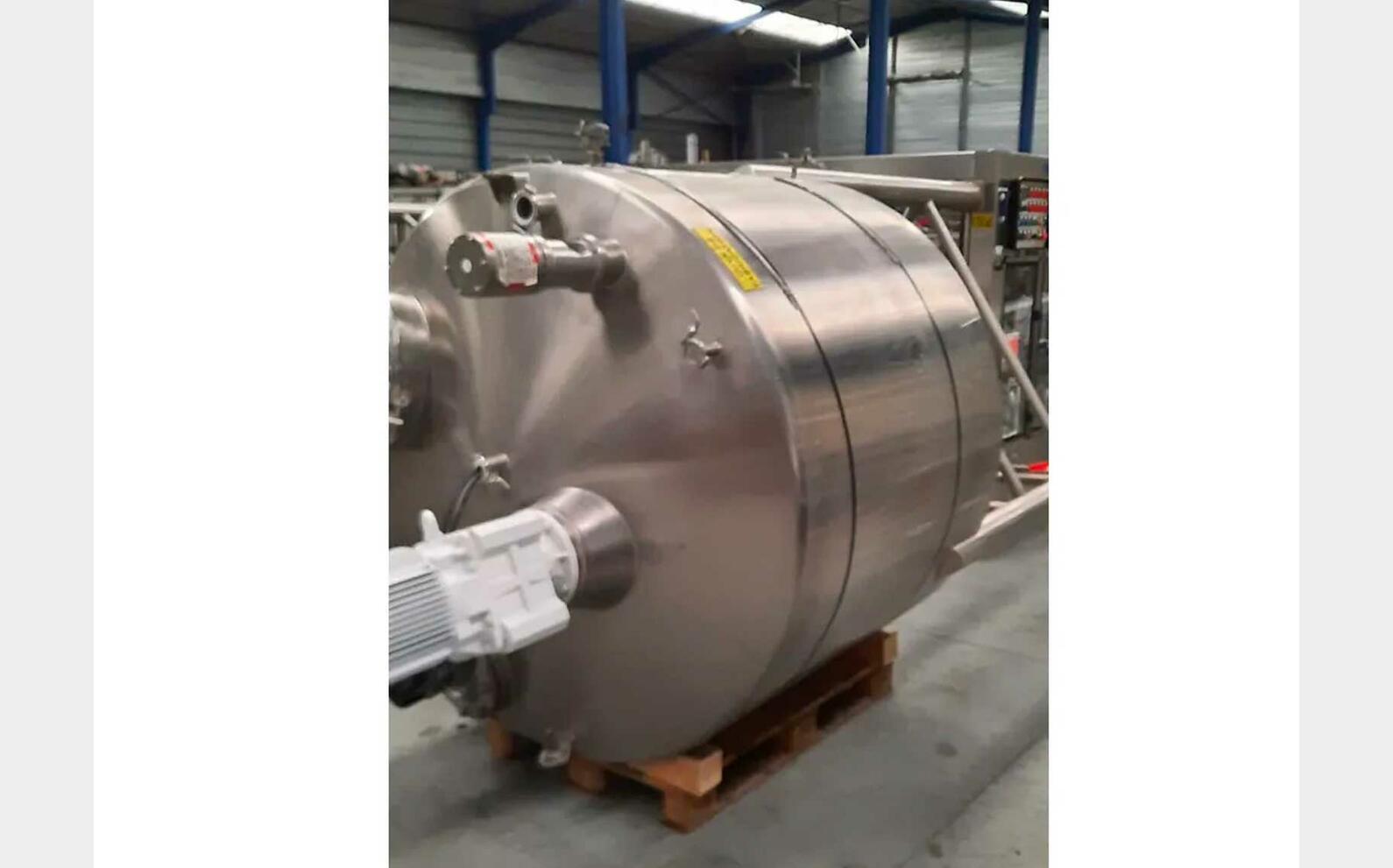 304 SS stirred tank with conical base 25 HL (2,500 litres) PROMINOX