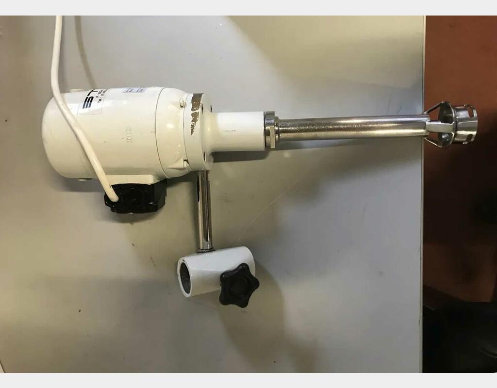 Agitateur avec arbre et h&eacute;lices inox 3 000 Tr/Min STARO